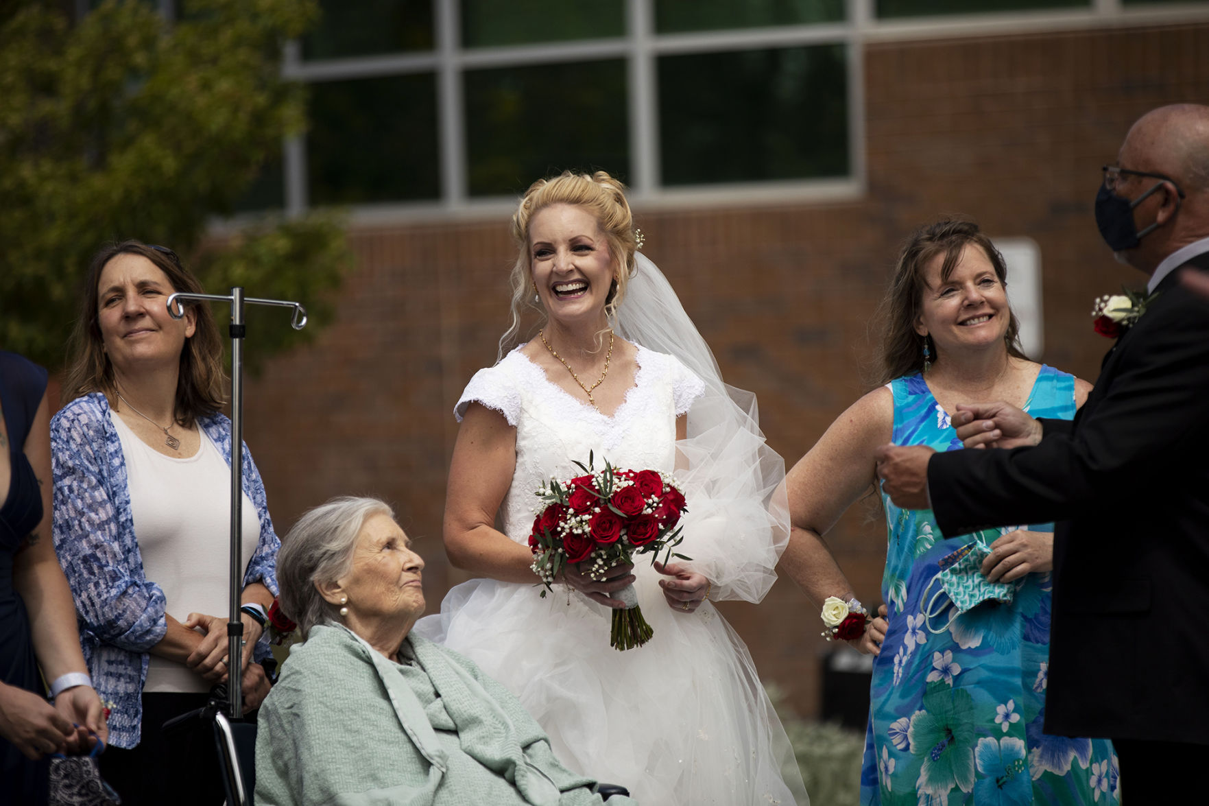 052420-news-hospital-wedding 15.jpg